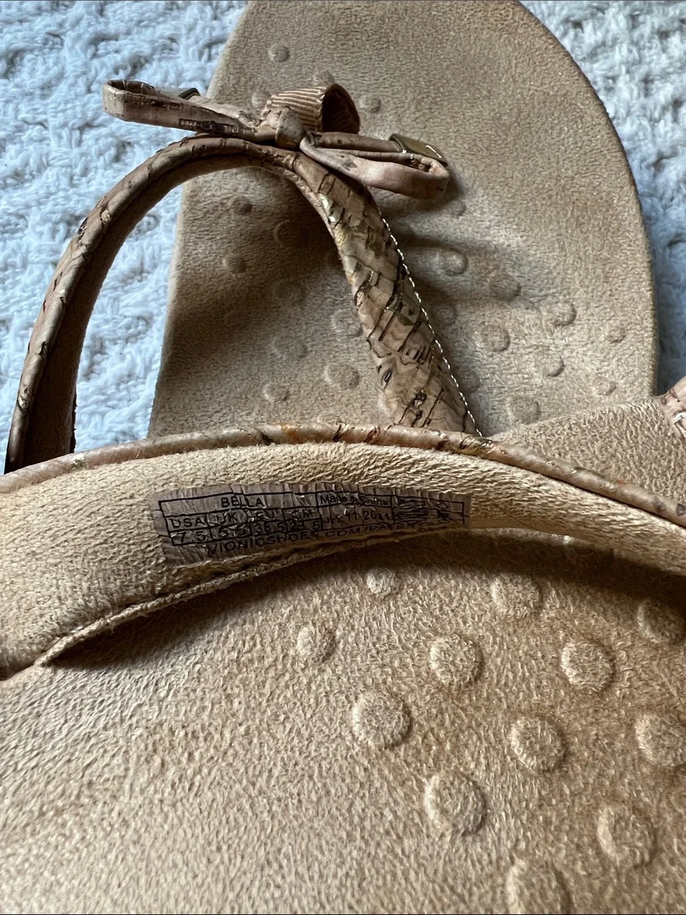 Vionic Bella II toe post sandals size 7.5